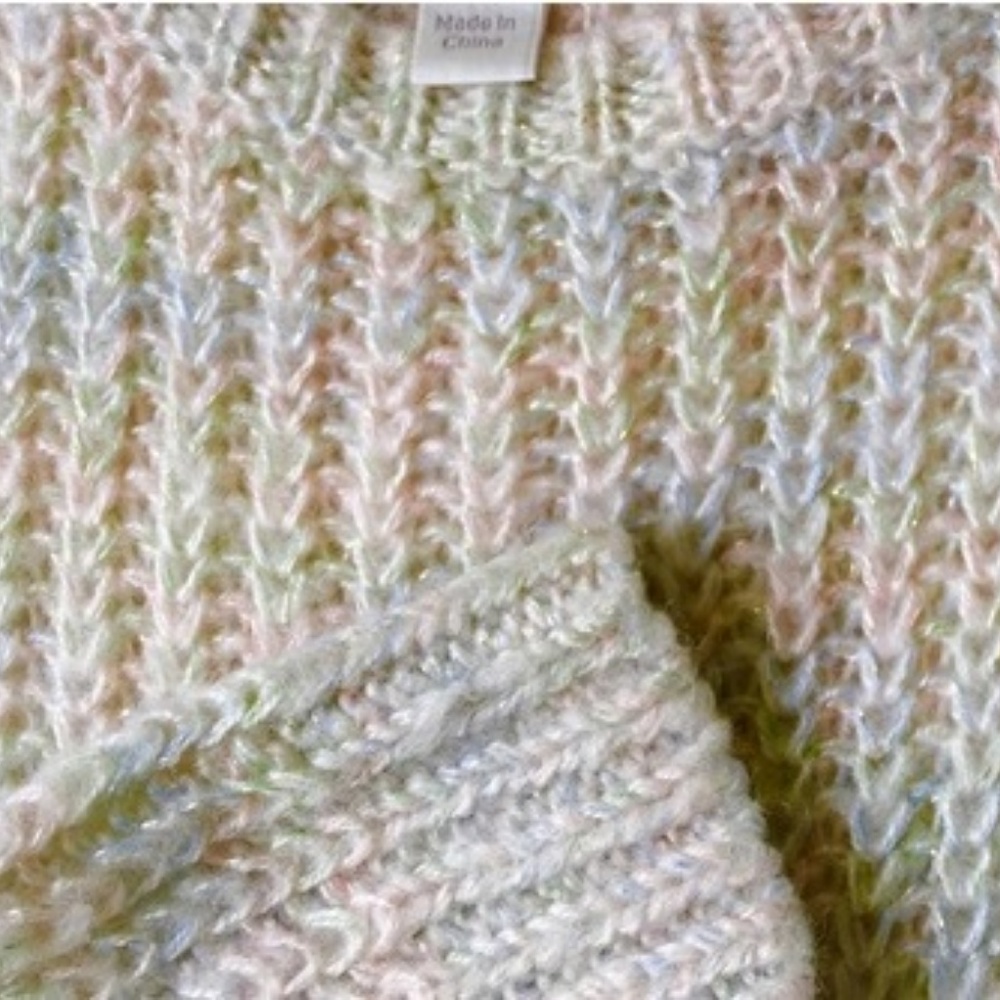 Lauren Conrad cozy sweater - Picture 3 of 7